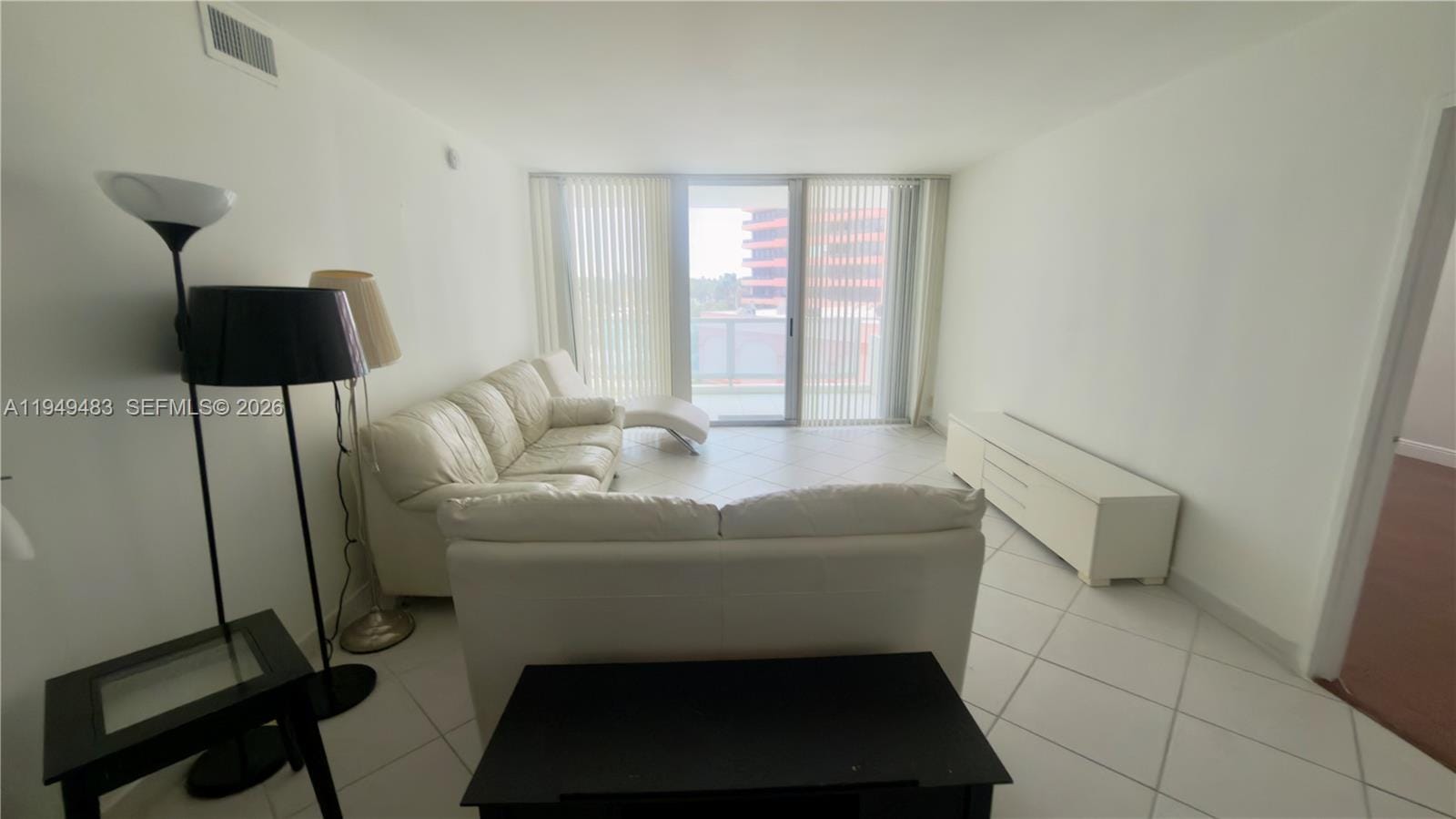 5161 Collins Avenue 511, Miami Beach, FL 33140 photo 2