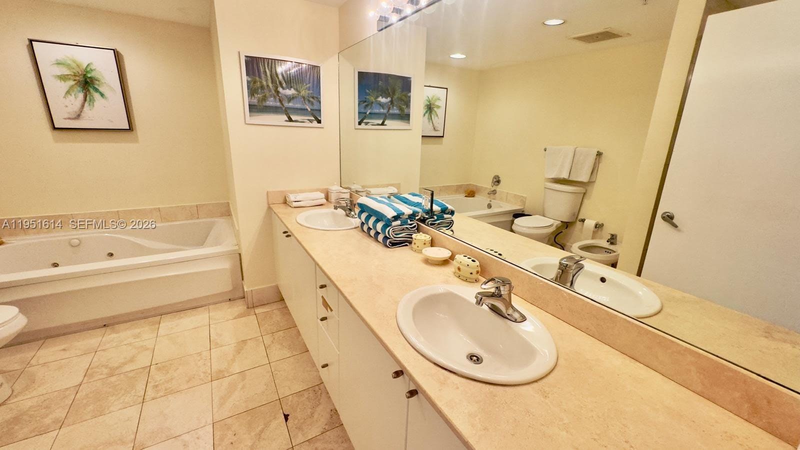 17375 Collins Avenue 1003, Sunny Isles Beach, FL 33160 photo 27