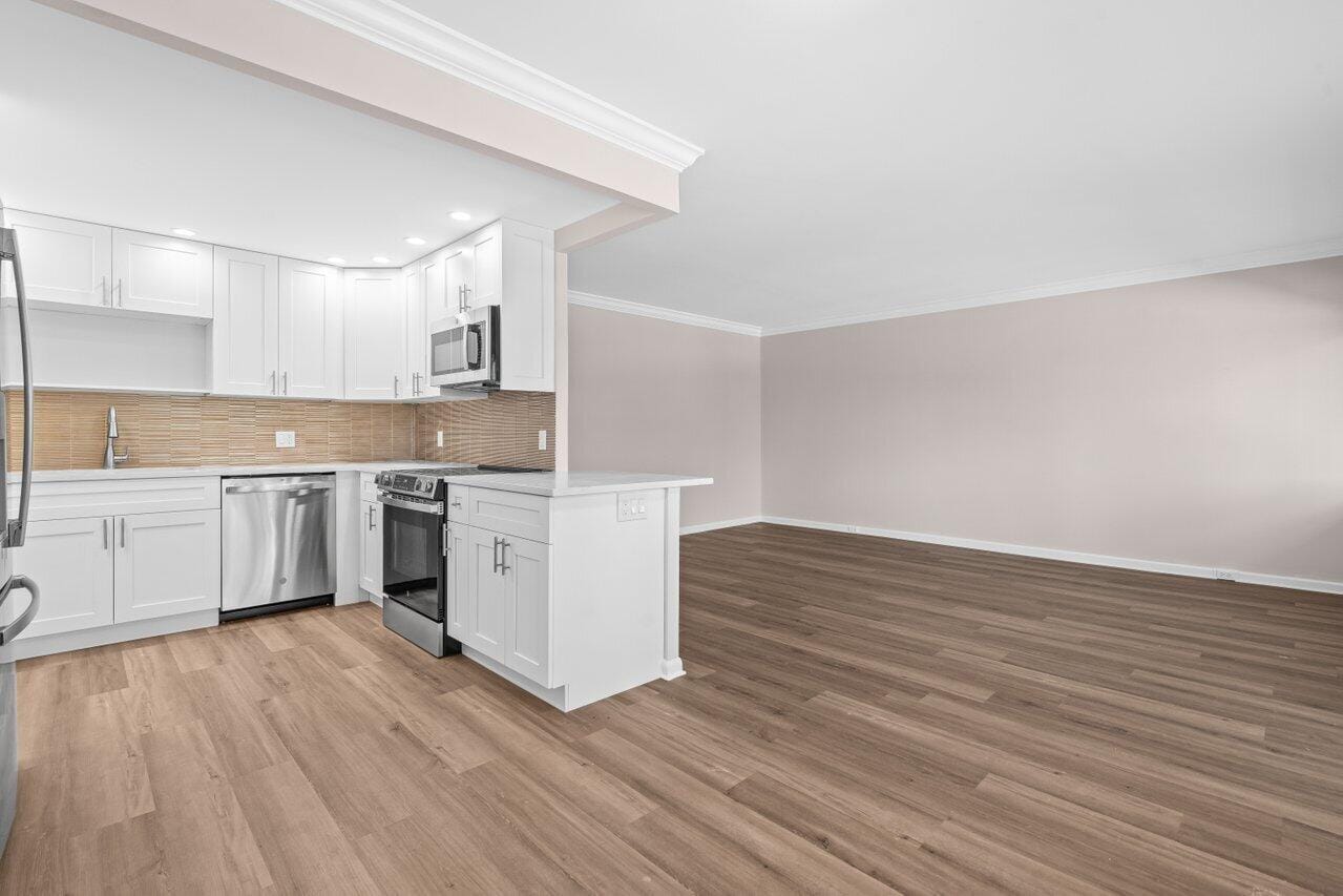 3024 Oakridge D 3024, Deerfield Beach, FL 33442 photo 6