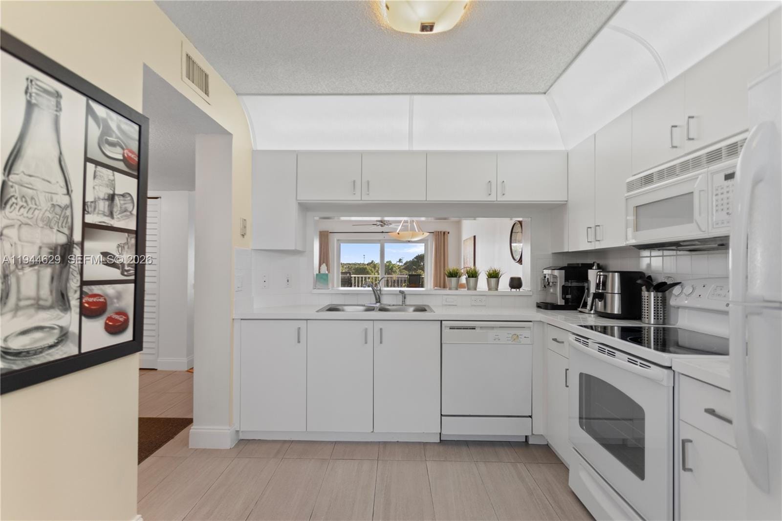 10208 NW 24th Place 307, Sunrise, FL 33322 photo 7