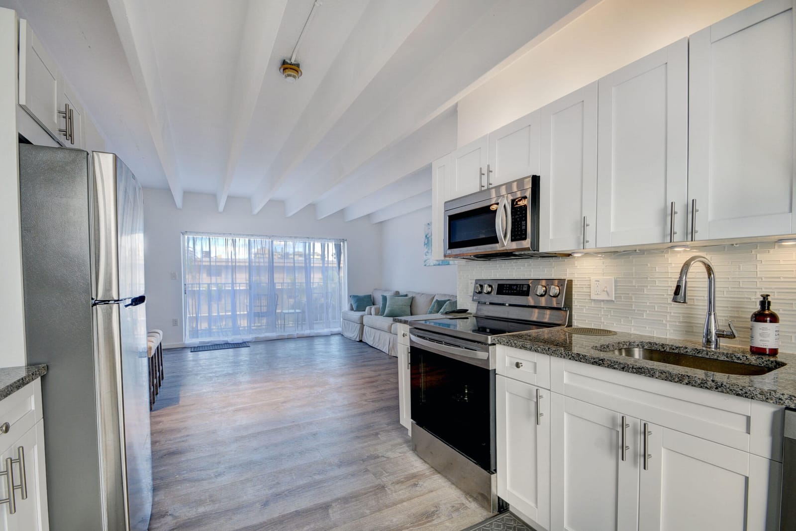 4001 S Ocean Boulevard 318, South Palm Beach, FL 33480 photo 4