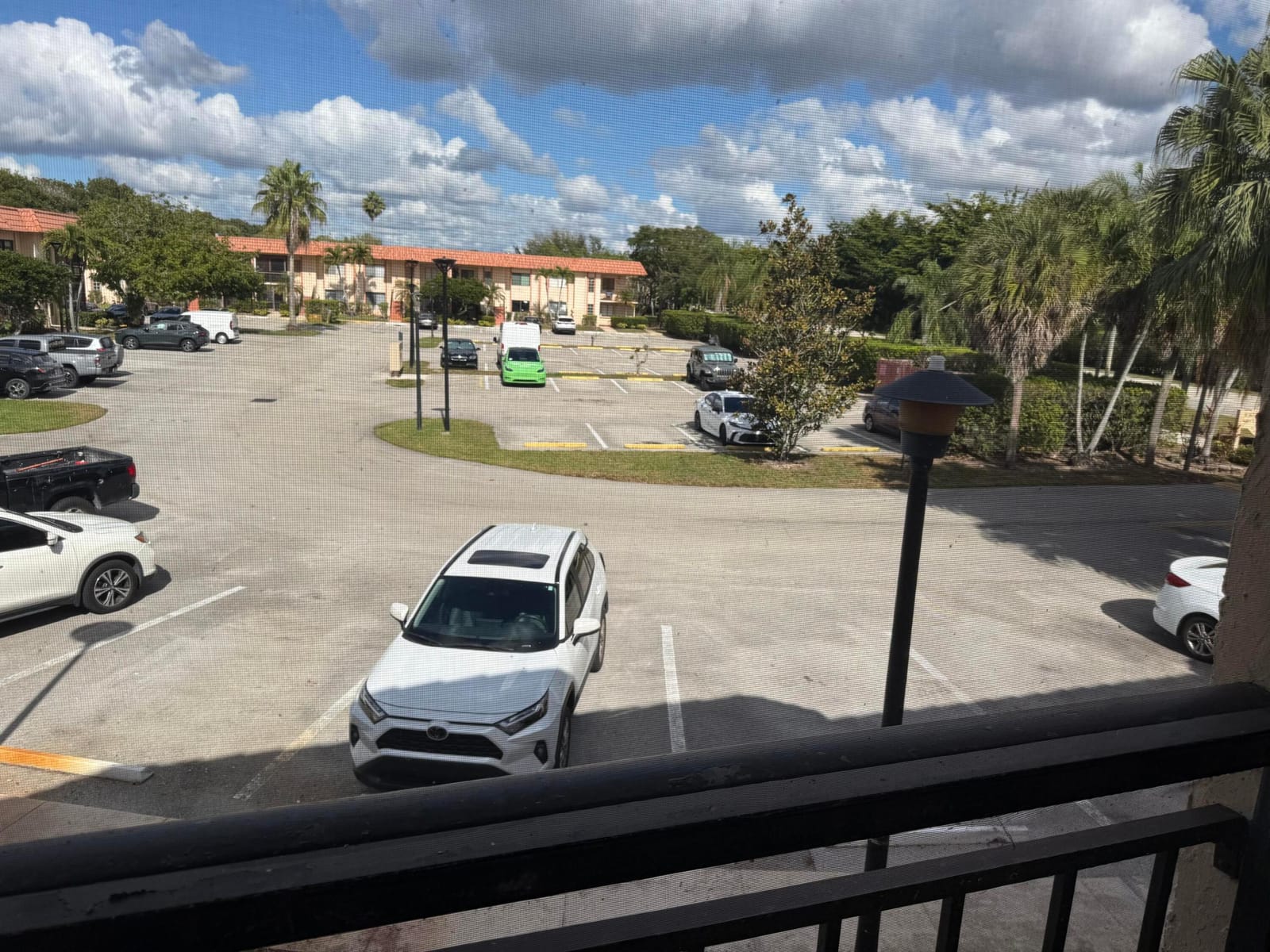 399 Lakeview Drive 202, Weston, FL 33326 photo 3
