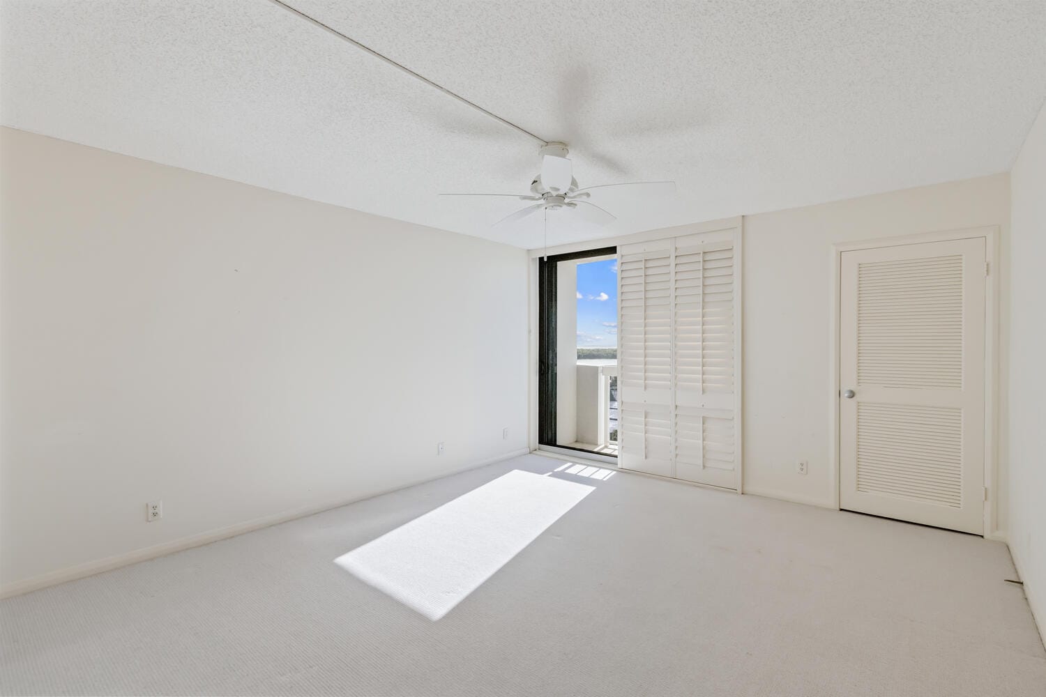 123 Lakeshore Drive 943, North Palm Beach, FL 33408 photo 23