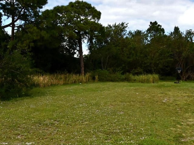 0 Barcelona Avenue, sold in Paradise Park, Fort Pierce, FL