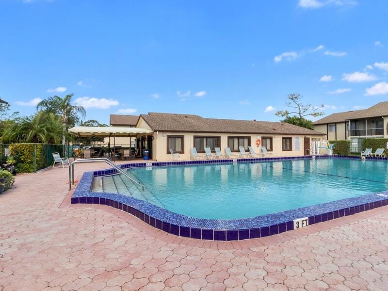 5861 La Paseos Drive D-2, Greenacres, FL 33463 photo 16