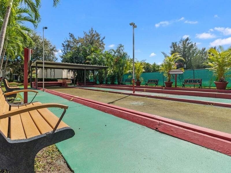 5861 La Paseos Drive D-2, Greenacres, FL 33463 photo 19