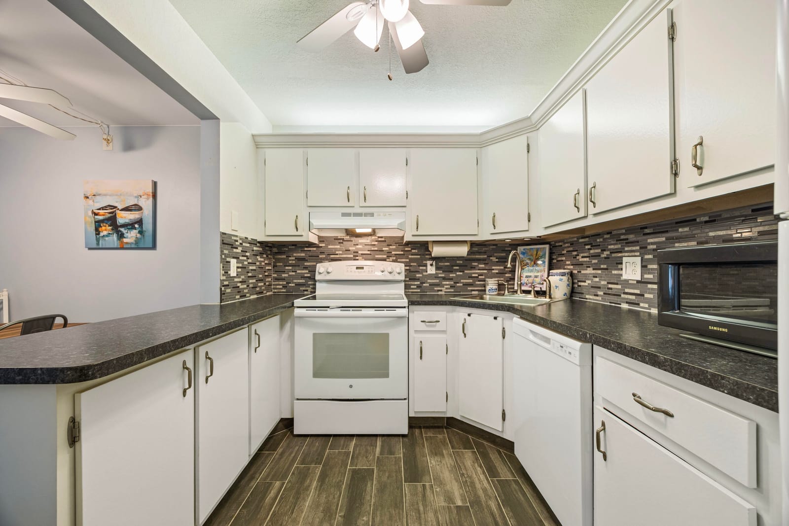 5861 La Paseos Drive D-2, Greenacres, FL 33463 photo 3