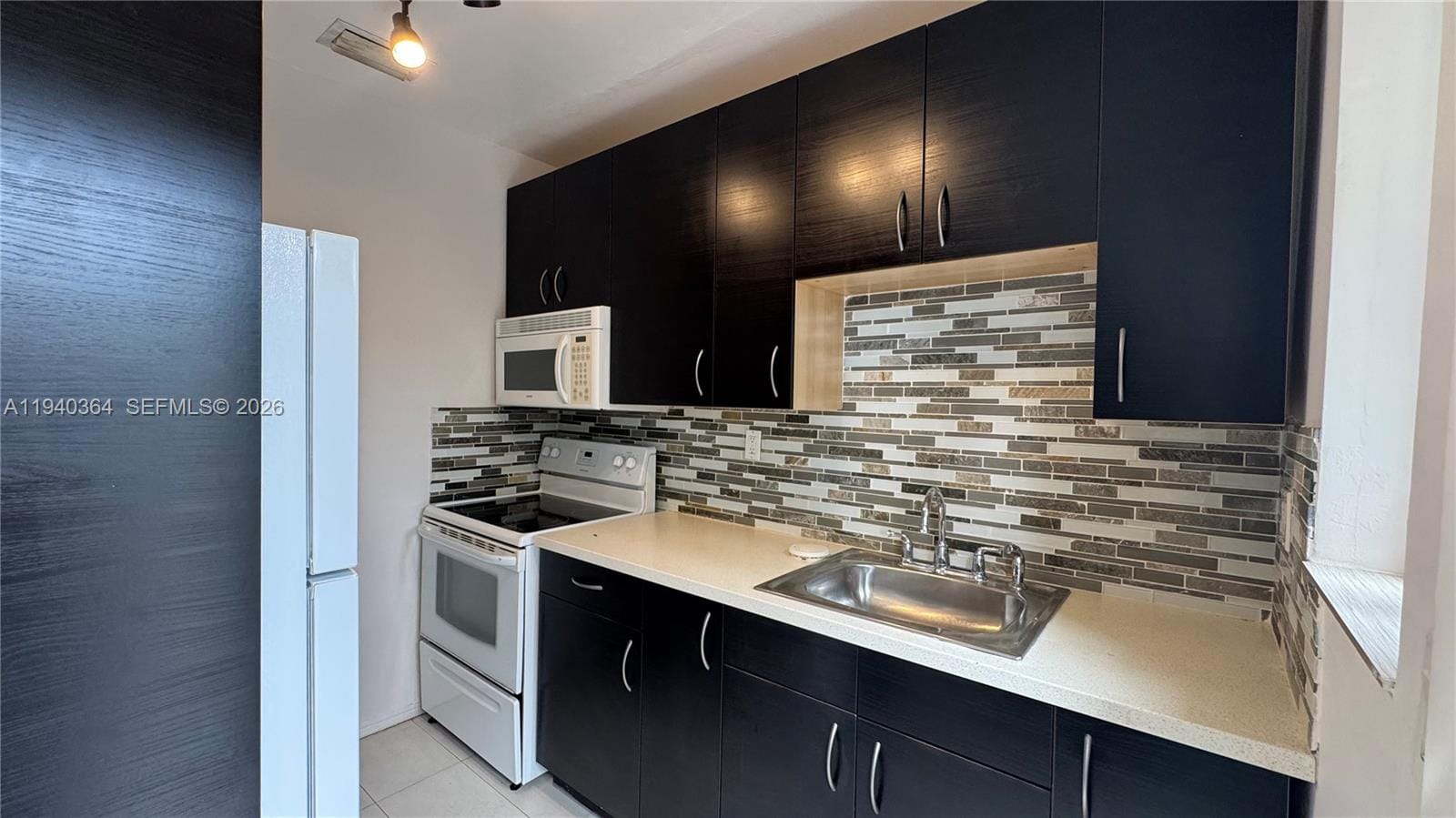 11105 NE 9th Avenue, Biscayne Park, FL 33161 photo 14