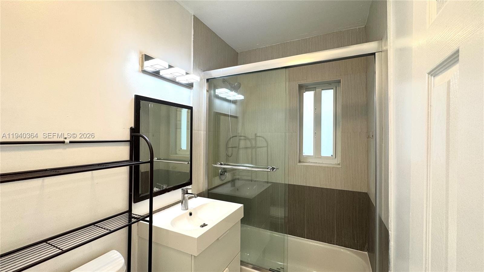 11105 NE 9th Avenue, Biscayne Park, FL 33161 photo 17