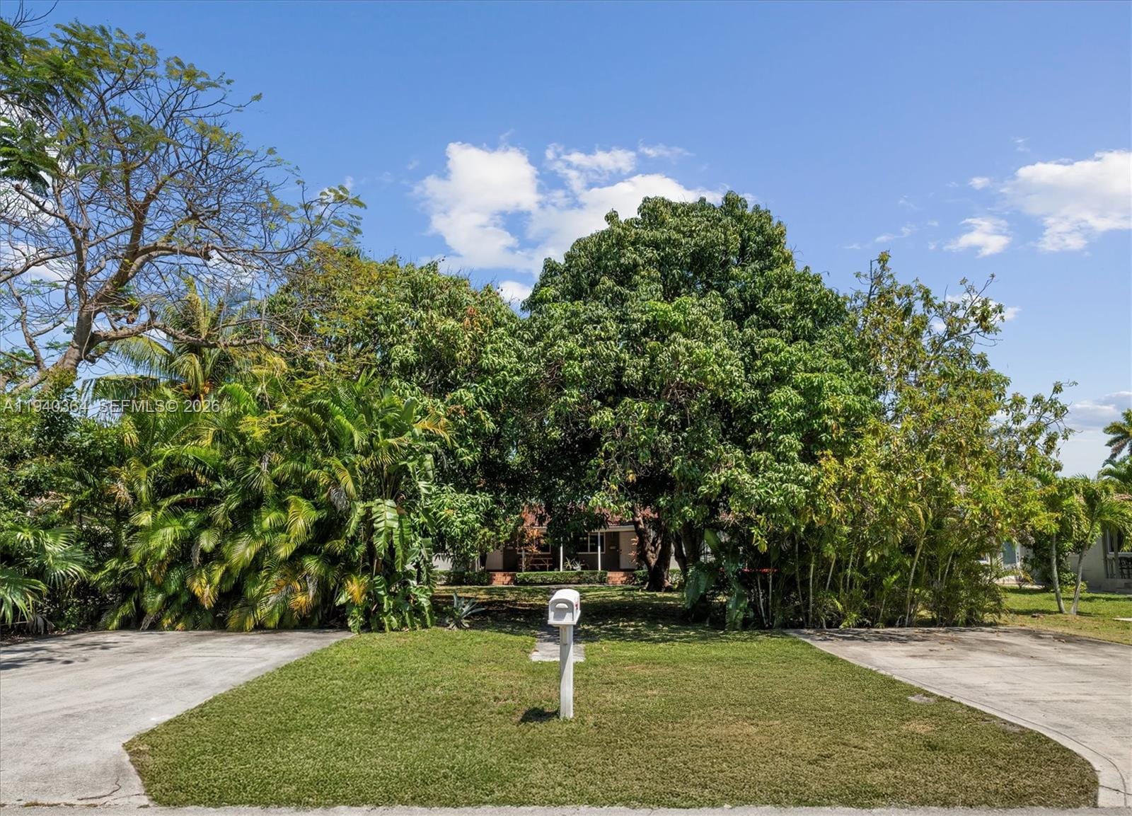 11105 NE 9th Avenue — photo 6