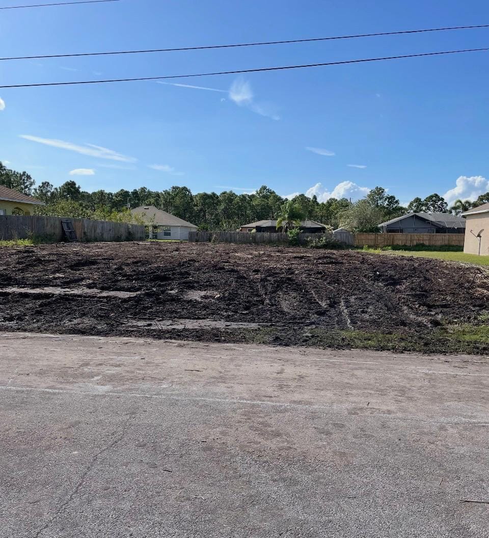 2574 SW Choctaw Street SW, Port St. Lucie, FL 34953