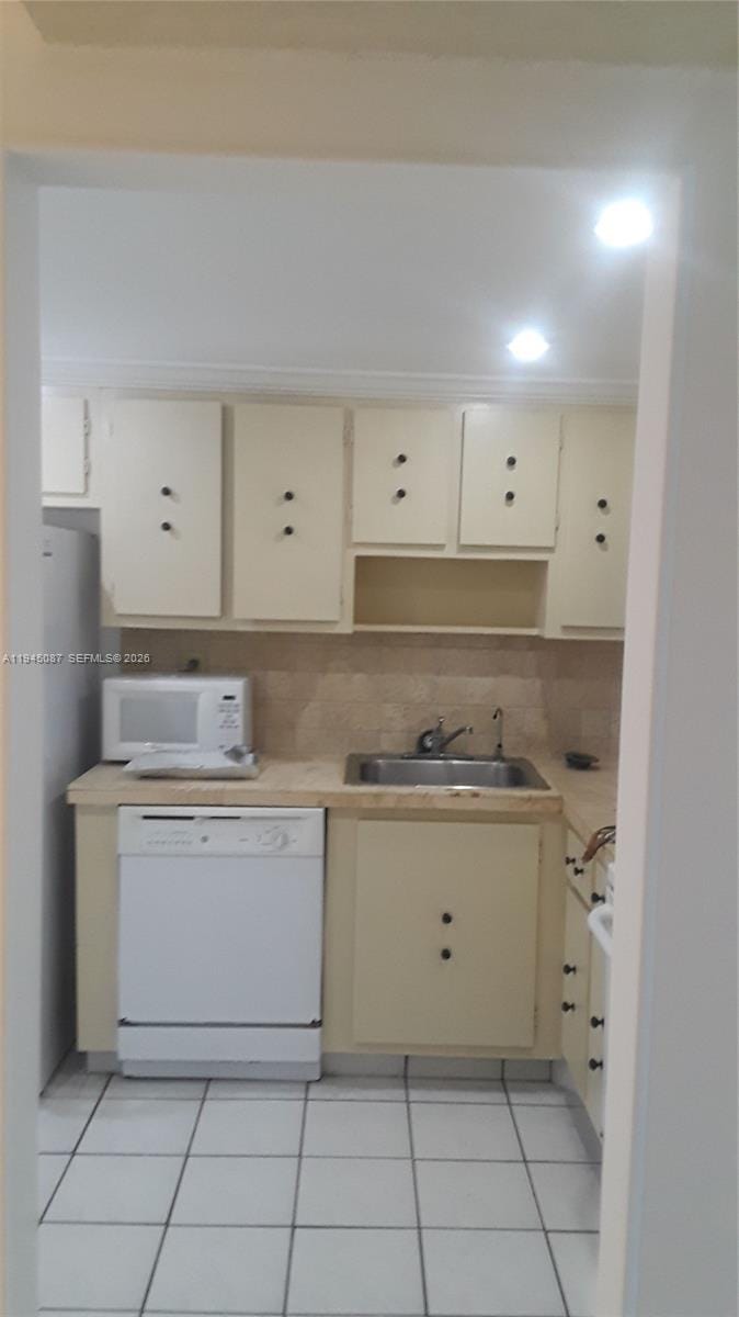 4374 NW 9th Avenue 16-3G — photo 3