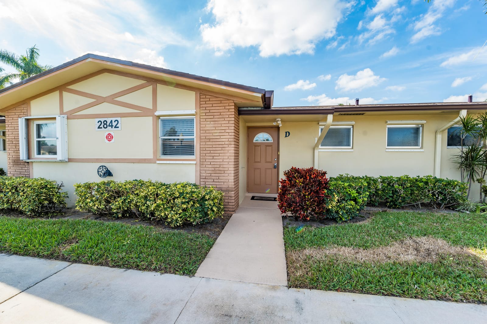 2842 Crosley Drive W D, West Palm Beach, FL 33415