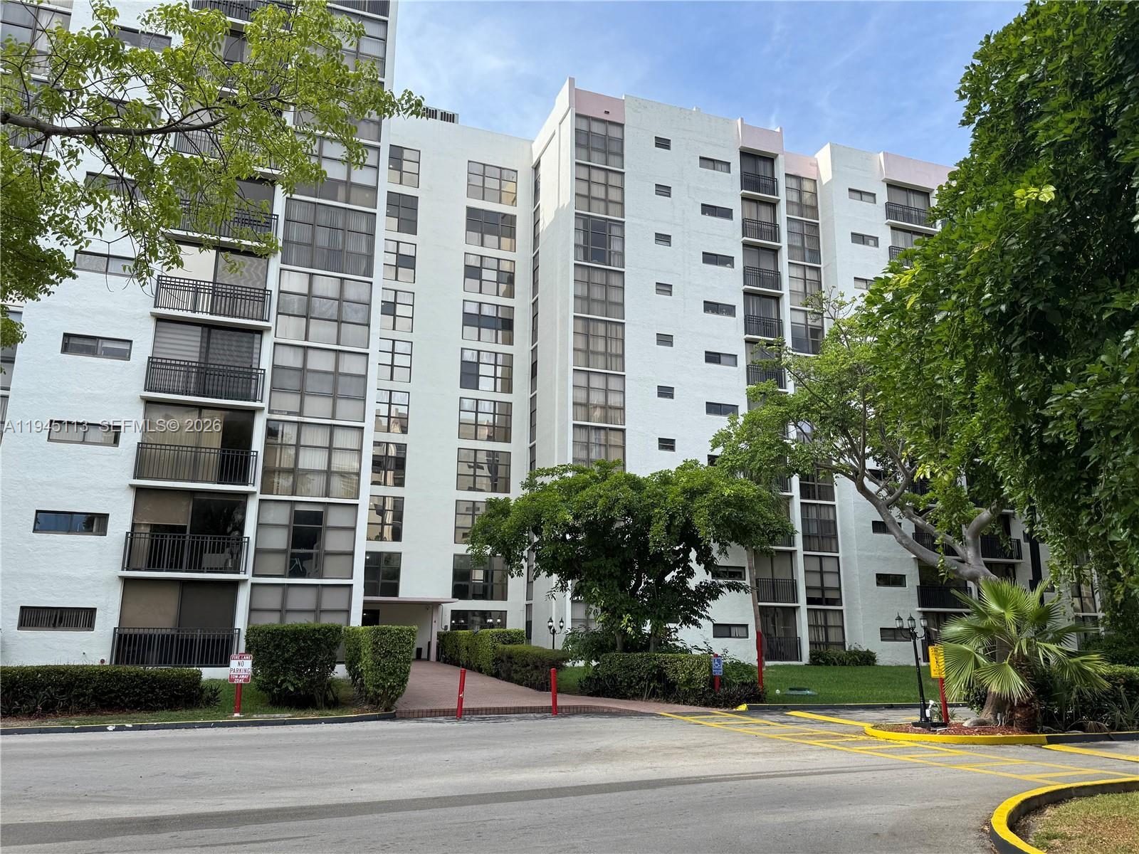 17021 N Bay Road 222, Sunny Isles Beach, FL 33160, Sunny Isles Beach