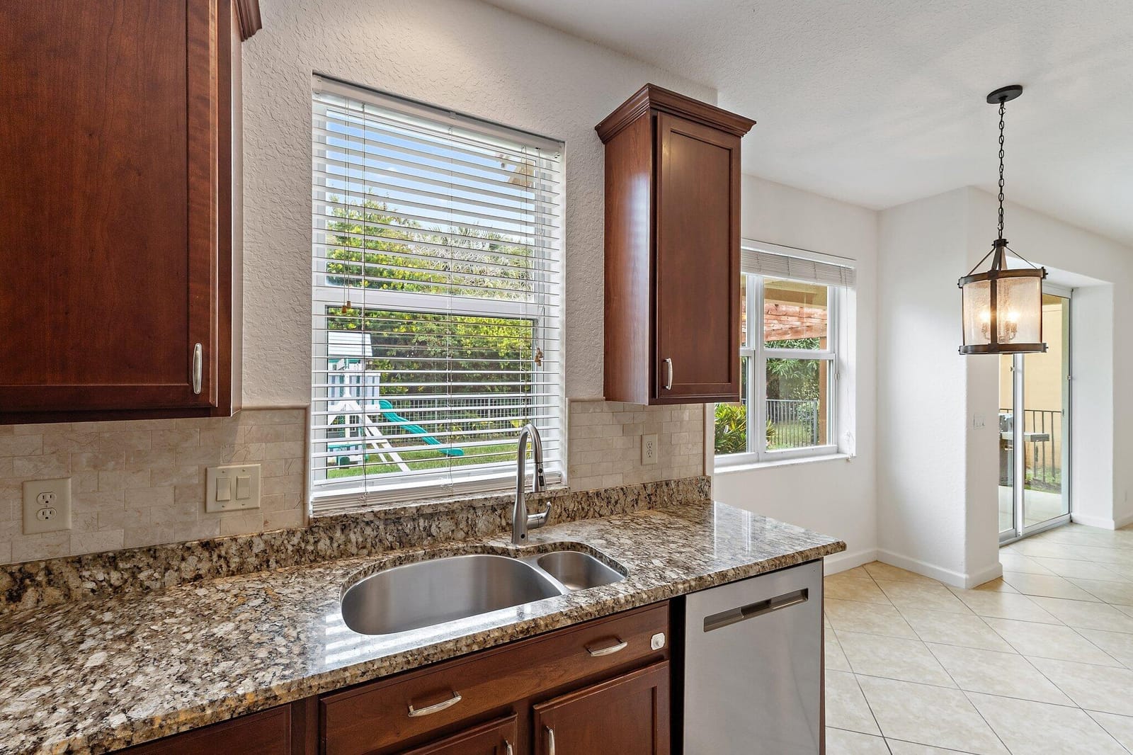 5903 SE Crooked Oak Avenue, Hobe Sound, FL 33455 photo 14