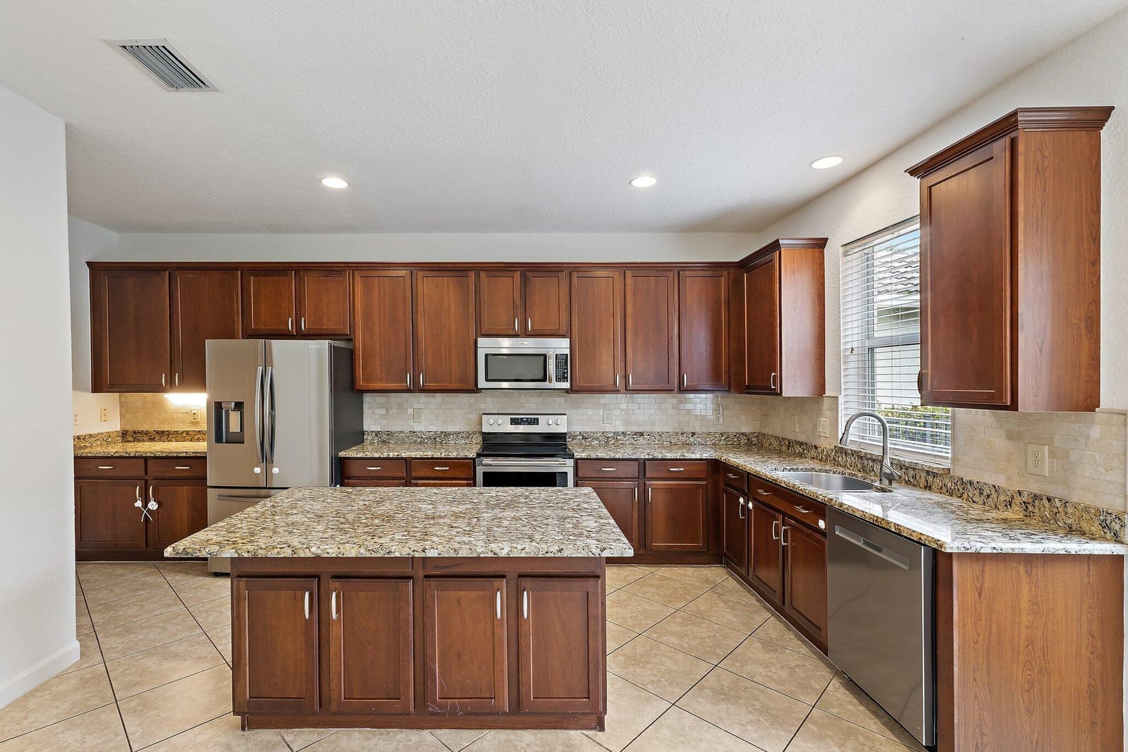 5903 SE Crooked Oak Avenue, Hobe Sound, FL 33455 photo 10