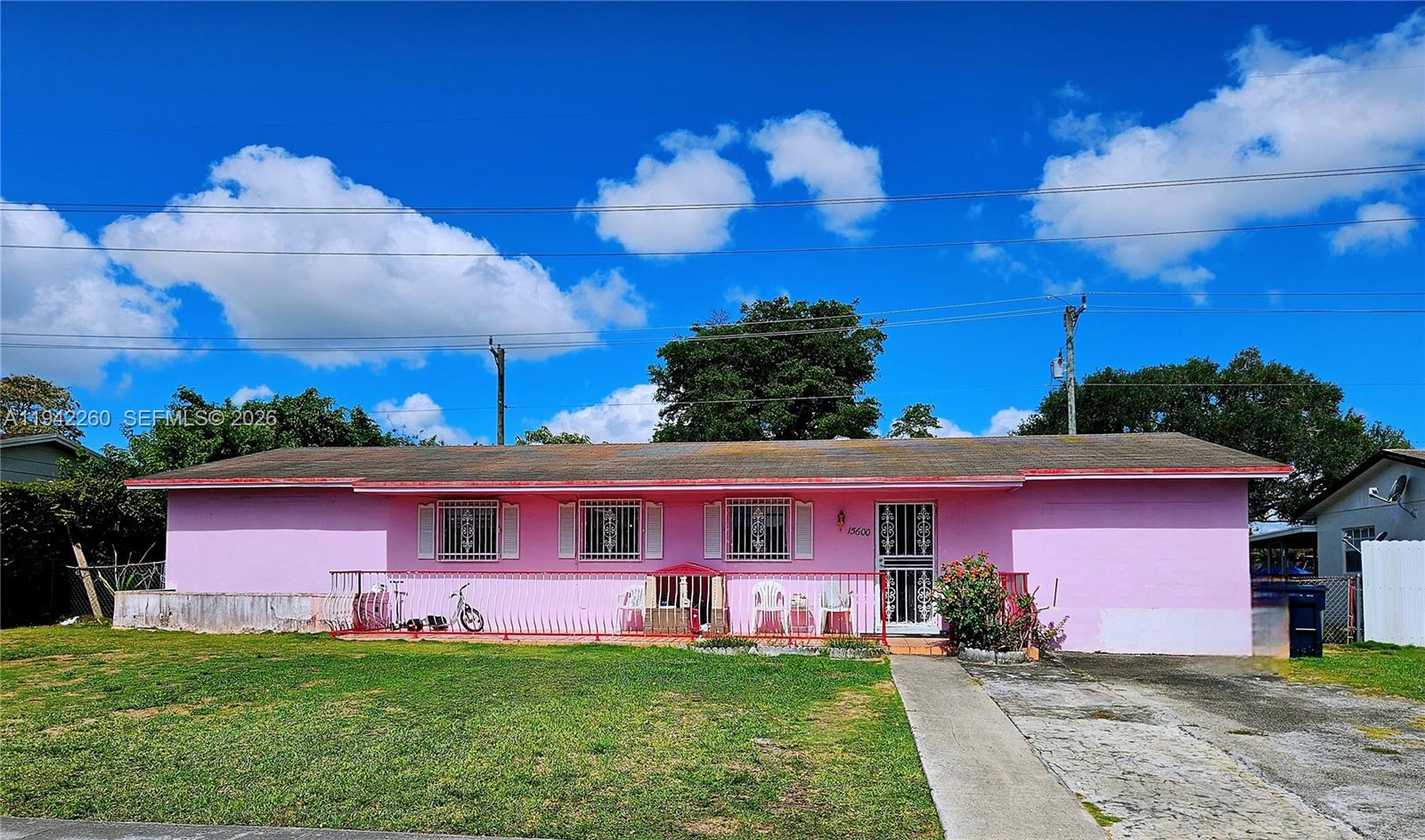 15600 SW 106th Avenue, Miami, FL 33157, Miami