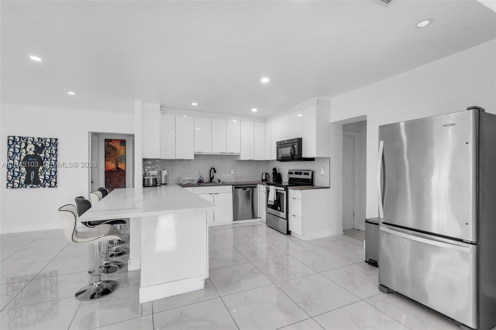2721 Harding Street — photo 12