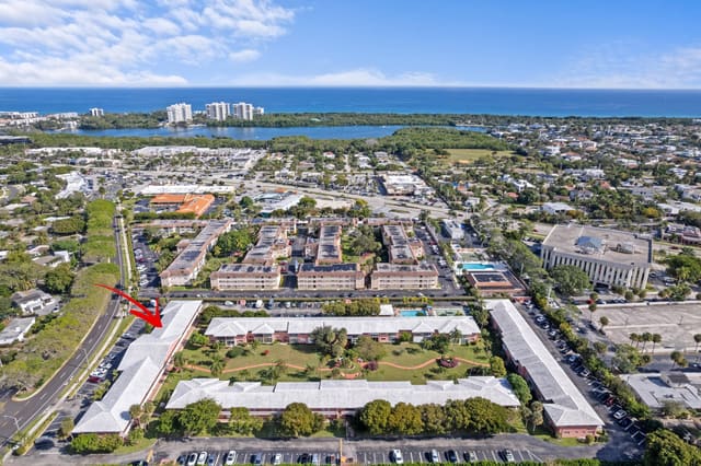 300 NE 20th Street 109, sold in Boca Verde, Boca Raton, FL