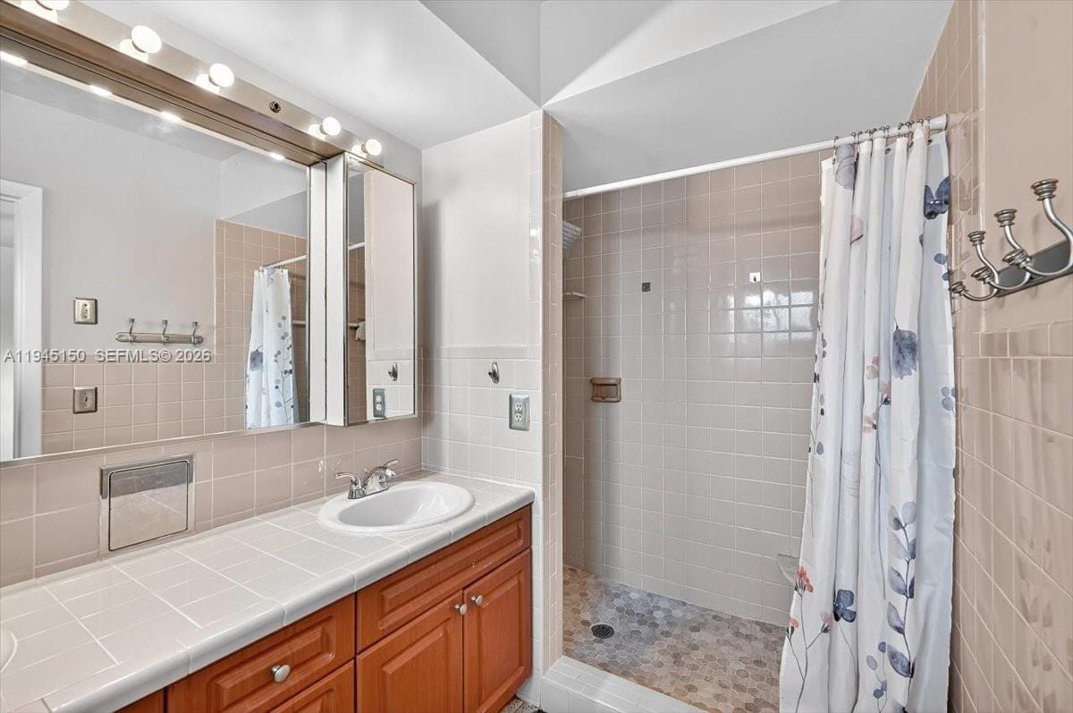 1621 NW 110 Terrace, Pembroke Pines, FL 33026 photo 13