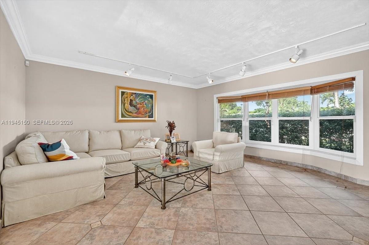 1621 NW 110 Terrace, Pembroke Pines, FL 33026 photo 6
