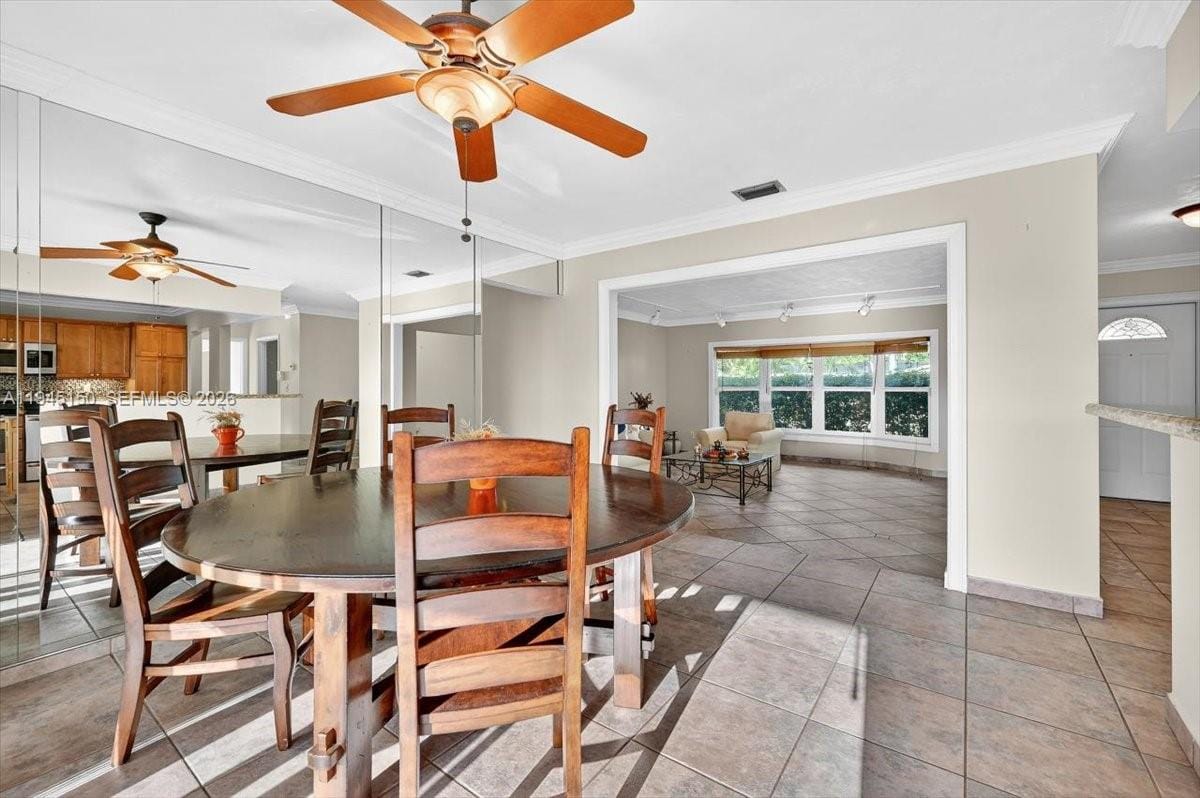 1621 NW 110 Terrace, Pembroke Pines, FL 33026 photo 8