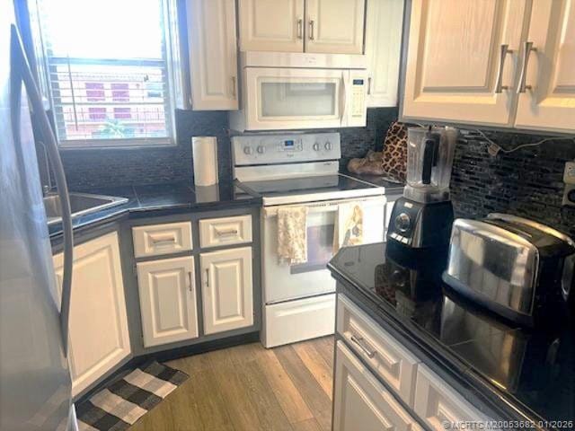 1943 SW Palm City Road 22F — photo 3