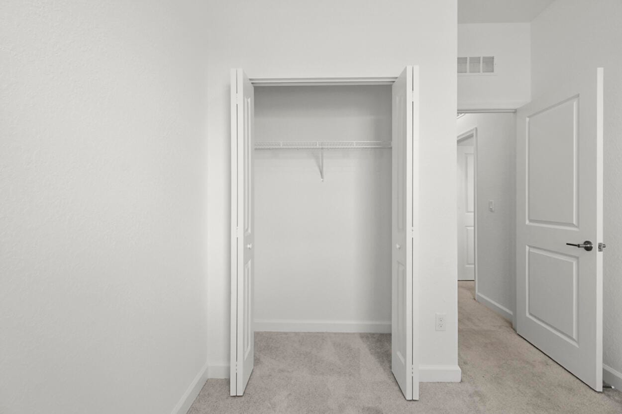 640 SE Lake Falls Street — photo 12