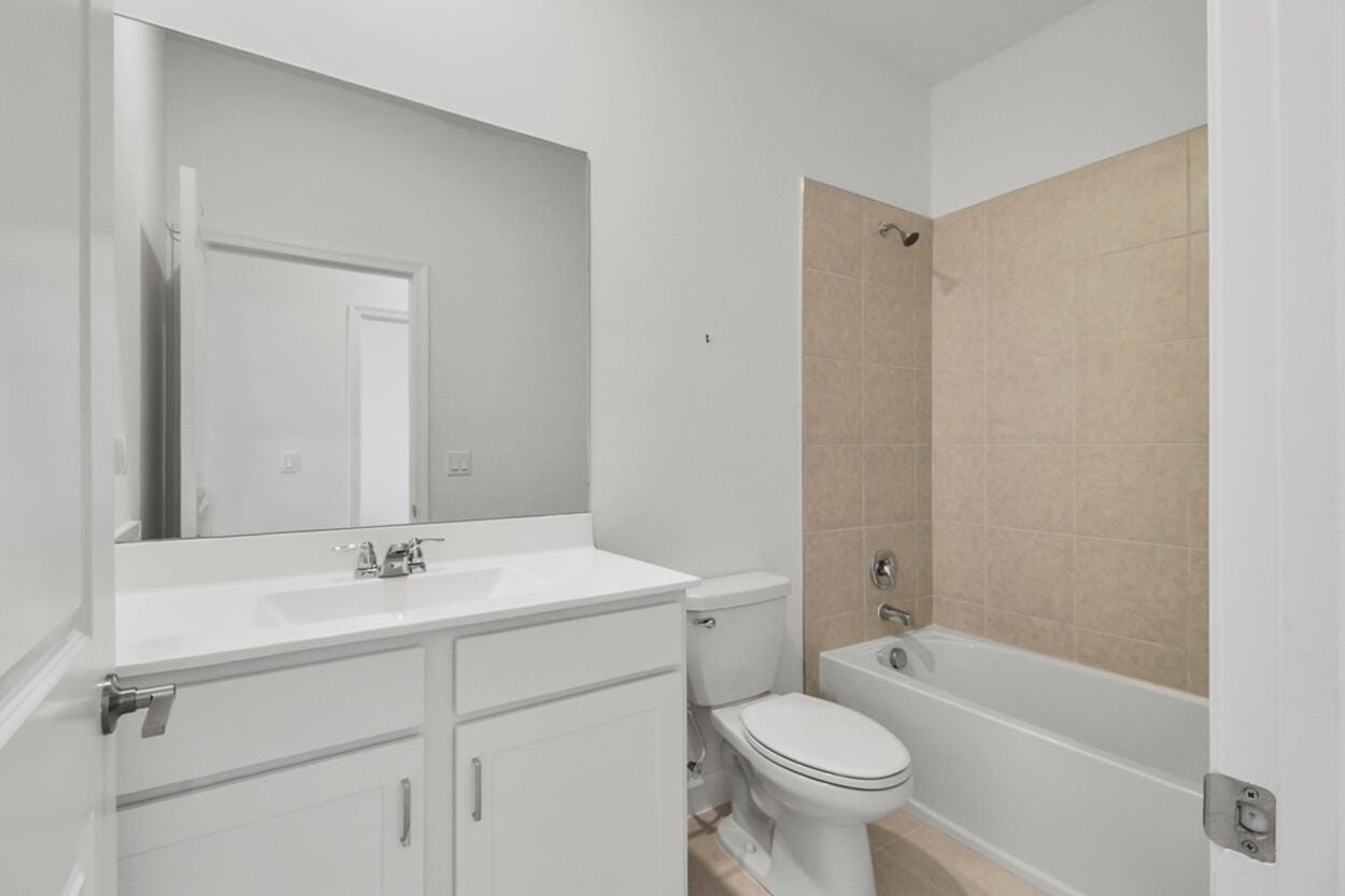 640 SE Lake Falls Street — photo 9