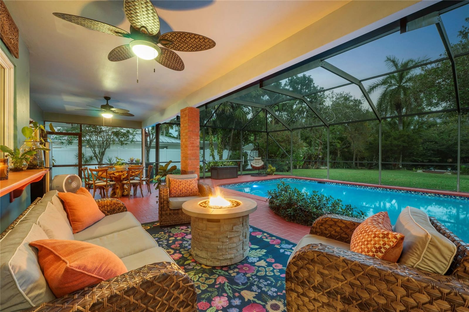 1140 E Tropical Way, Plantation, FL 33317 photo 17