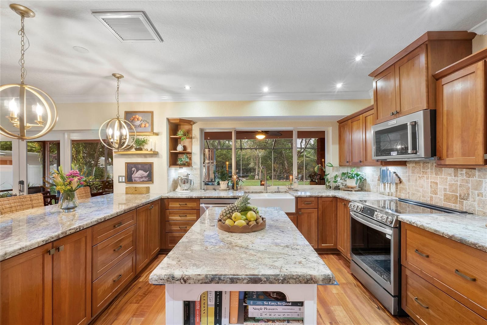 1140 E Tropical Way — photo 9