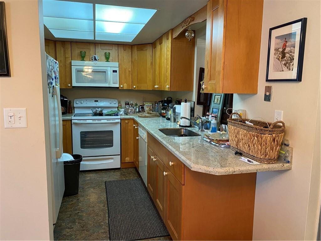 2741-2745 NE 30th Avenue — photo 9