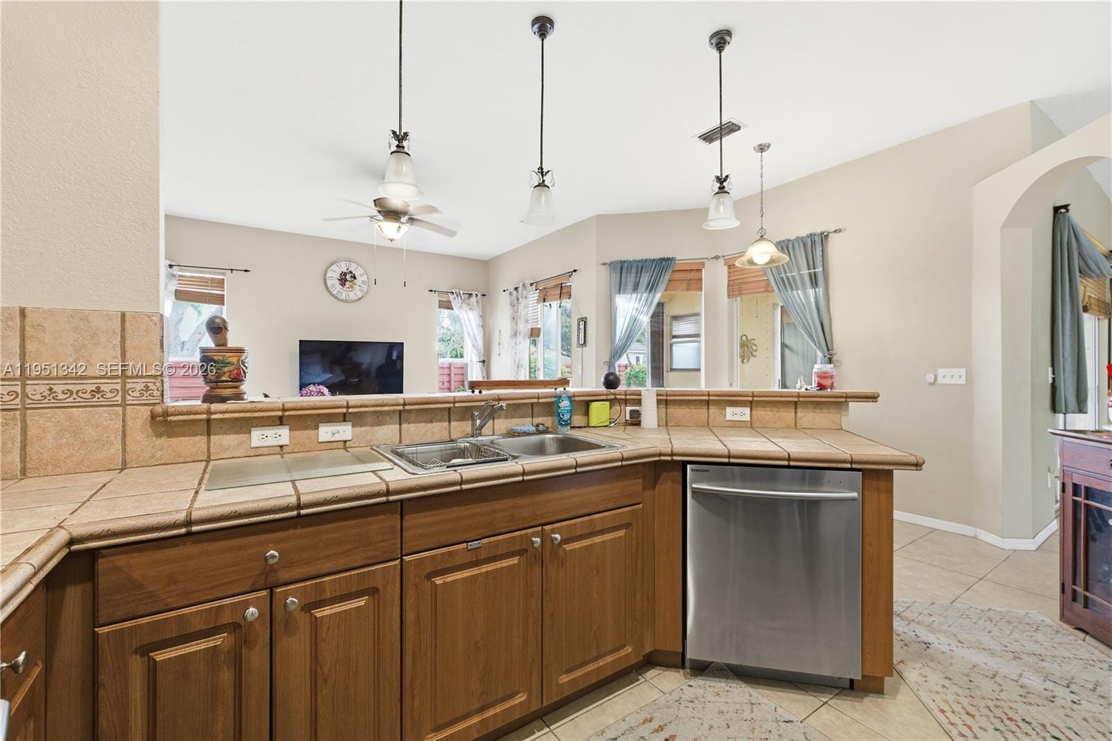 2243 SE 14th Circle, Homestead, FL 33035 photo 11