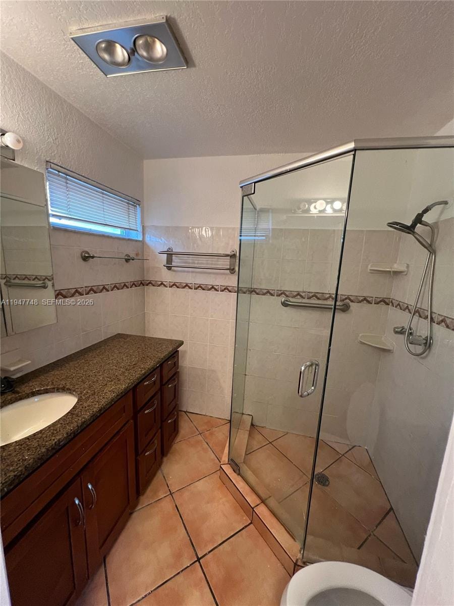 2104 N 14th Court — photo 7