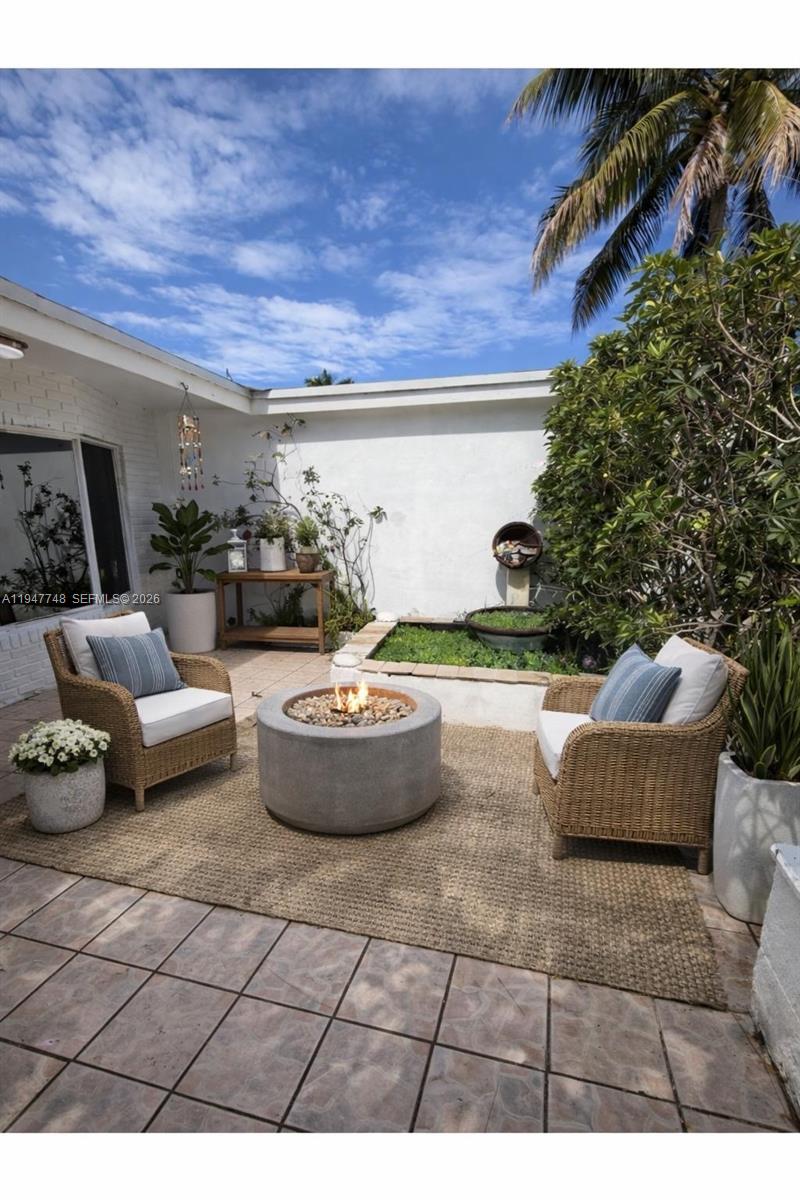 2104 N 14th Court, Hollywood, FL 33020, Hollywood