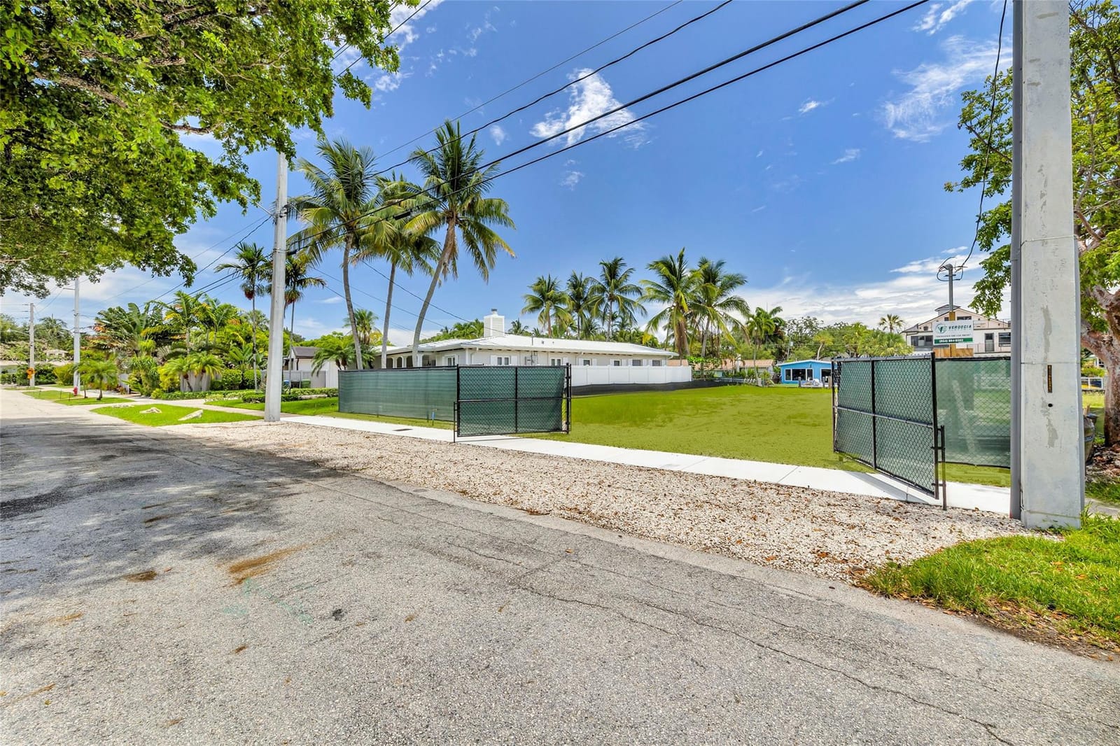 1104 S Rio Vista Boulevard, Fort Lauderdale, FL 33316 photo 3