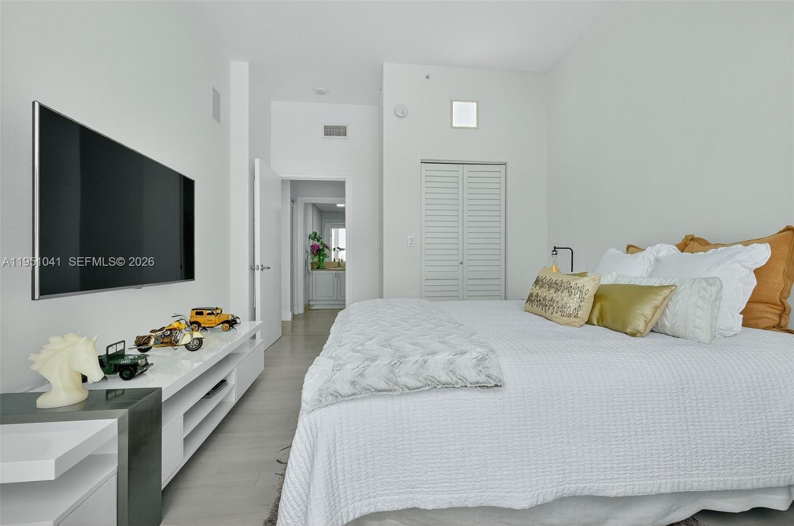 1155 Brickell Bay Drive PH210, Miami, FL 33131 photo 13