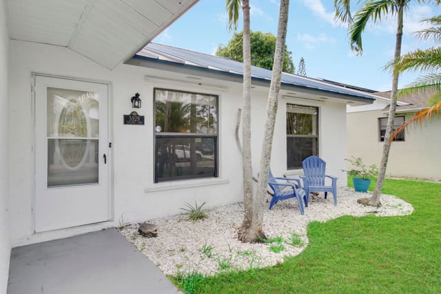 5929 SE Collins Avenue, Dixie Park, Stuart, FL