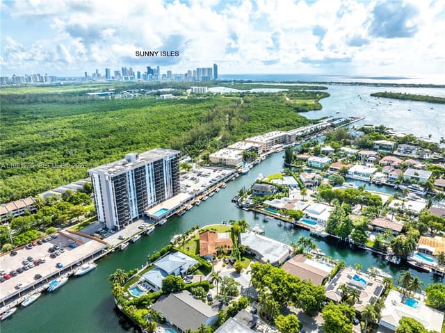 2500 NE 135th Street B805, sold in Dorset House Condo, North Miami, FL