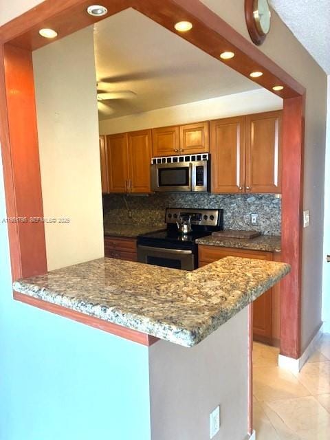 2500 NE 135th Street B805, North Miami, FL 33181 photo 11