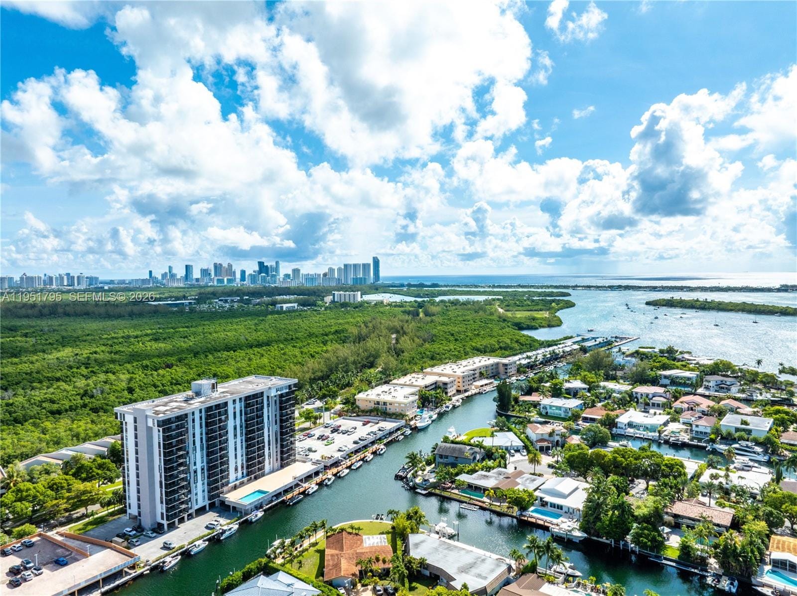 2500 NE 135th Street B805, North Miami, FL 33181 photo 25