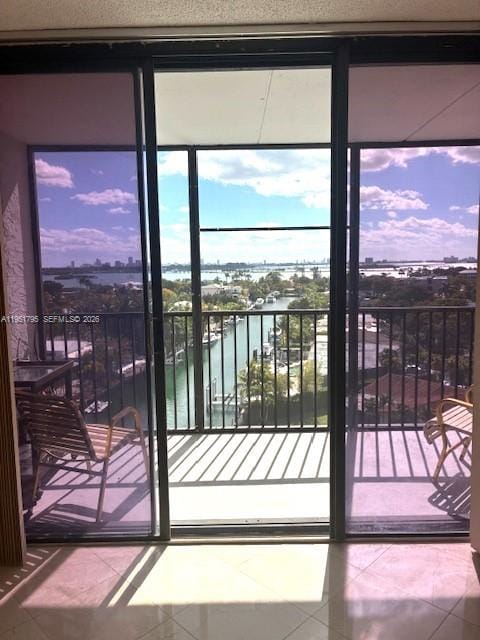 2500 NE 135th Street B805, North Miami, FL 33181 photo 4