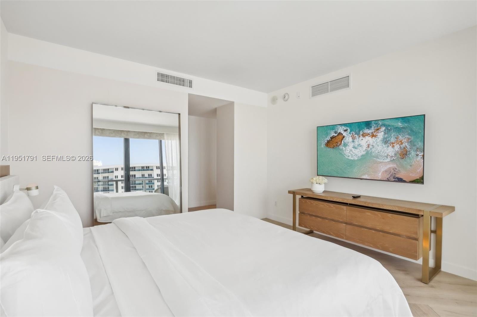2201 Collins Avenue 1511, Miami Beach, FL 33139 photo 14