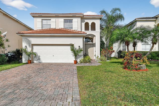 5742 Sterling Lake Drive, Fort Pierce, FL 34951