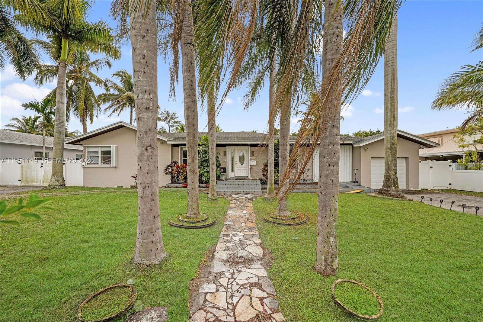 2534 Monroe Street, Hollywood, FL 33020, Hollywood