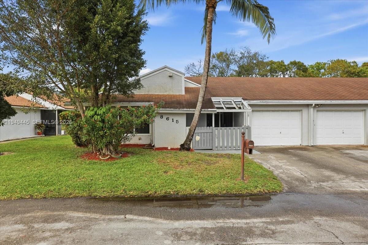 8615 Bridle Path Court, Davie, FL 33328