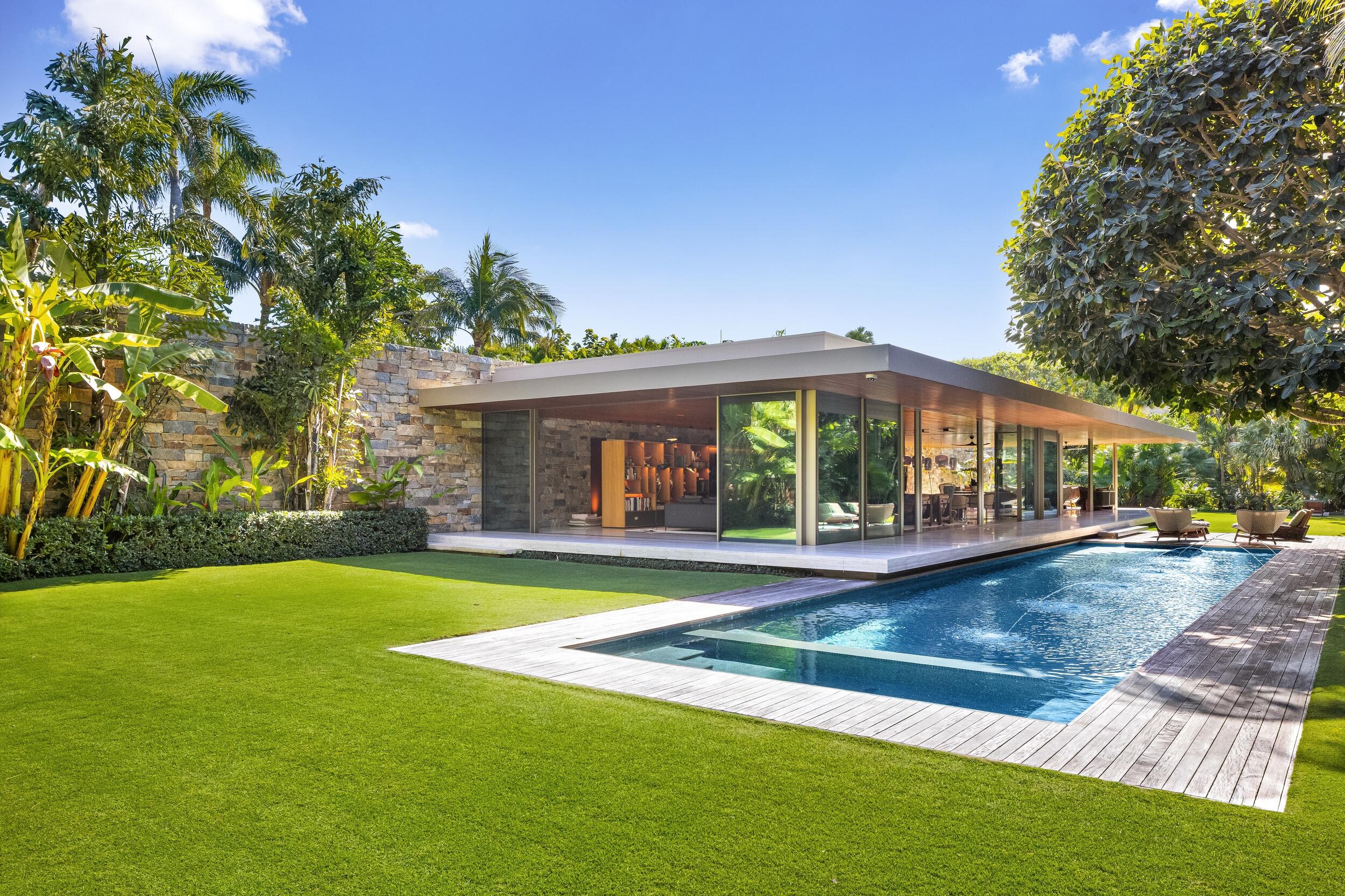 195 Via Marina, Palm Beach, FL 33480, Palm Beach