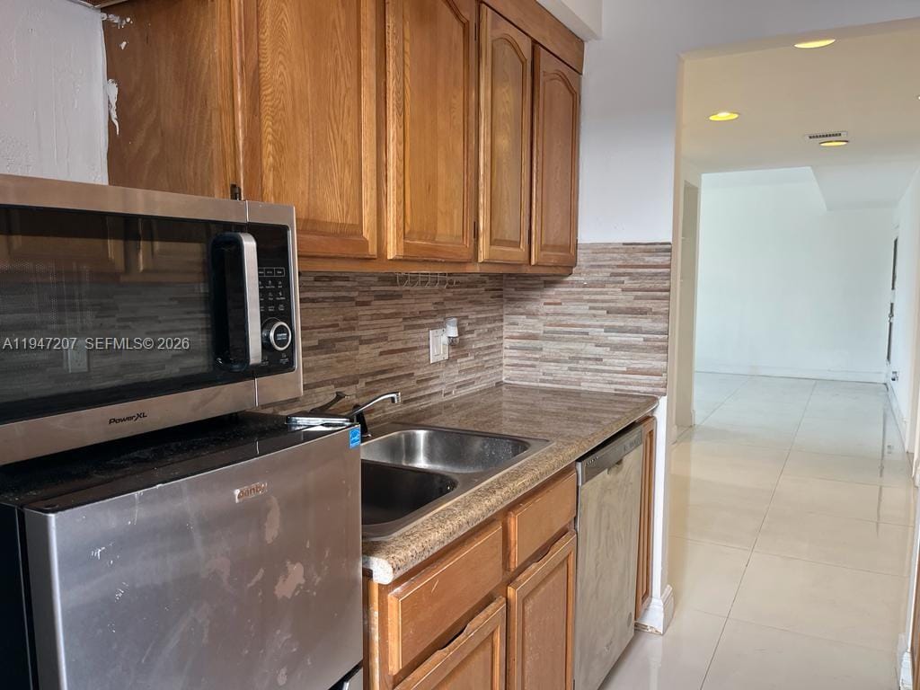 8420 Byron Avenue 4, Miami Beach, FL 33141 photo 27