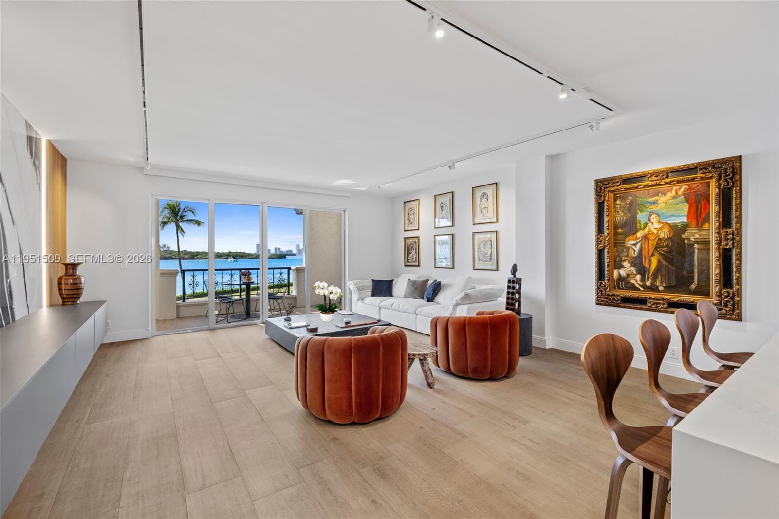 2225 Fisher Island Drive 3205 — photo 10