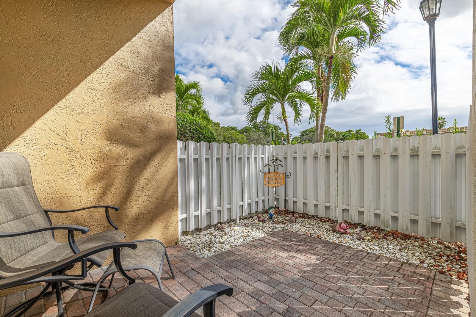 7623 Southampton Terrace 112 — photo 3
